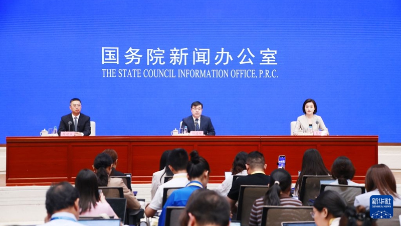 透视前7个月国民经济数据