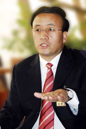 袁占亭图片