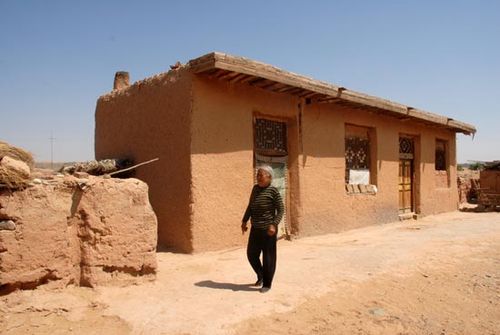 宁夏中卫移民安置房被作为商品房竟高价出售