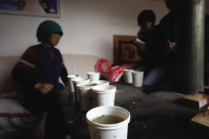 兰州一男子嗓子疼输液后身亡家属称用药前没有