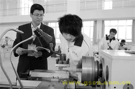 庆阳市职业学校技能大赛开赛