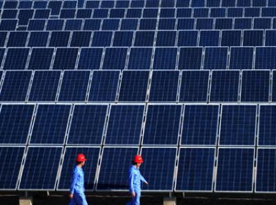 The barren desert of Gansu becomes ��solar power city��