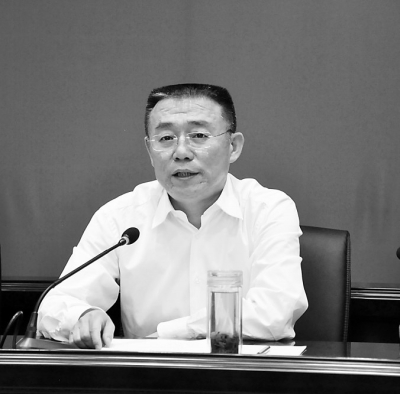 天水市委书记王锐