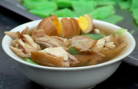 令人垂涎三尺的陇西烧鸡粉