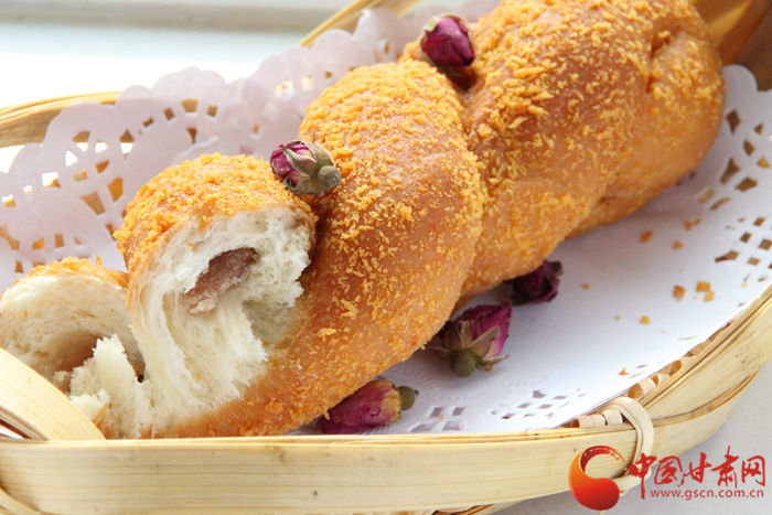 丁娃:苦水玫瑰饼的缔造者