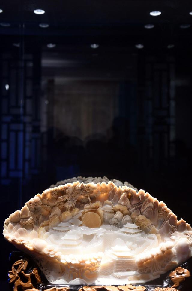 大连贝雕精品展在北京恭王府开幕