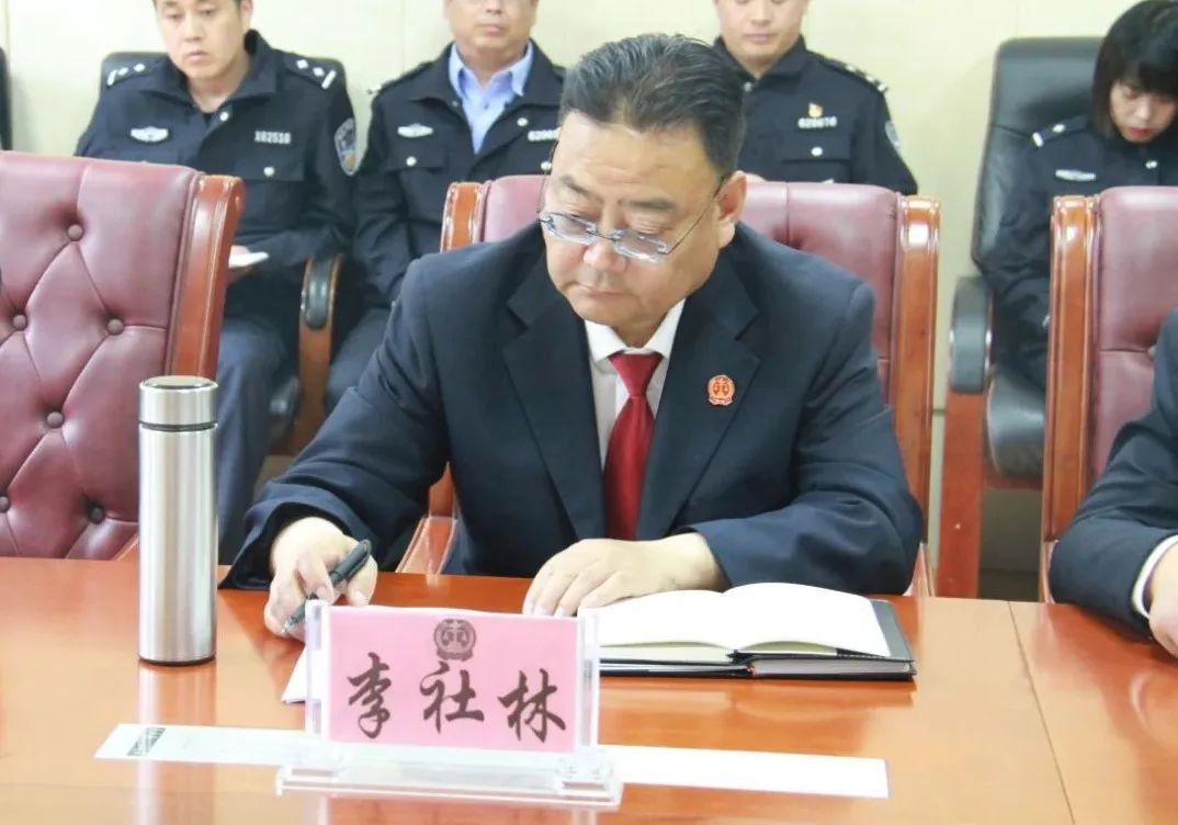 陇南市法院党组成员,副院长杨庚定一行到康县法院督导当前重点工作