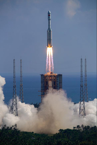 9月20日,长征七号运载火箭搭载天舟三号货运飞船成功发射.史啸/摄