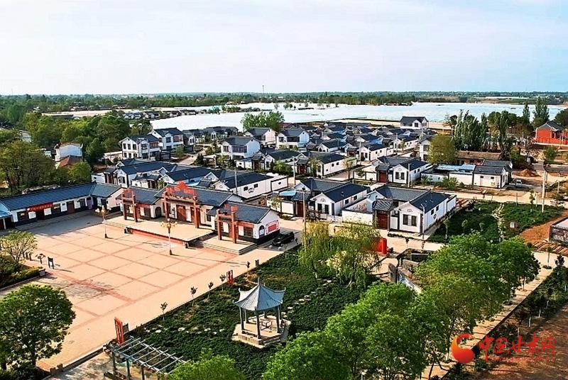 今年以来,泾川县以"两线三区"总体创建布局为总揽,以三抓三促行动和