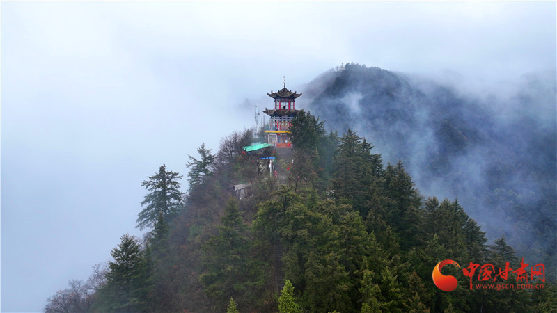 胜境兴隆山编辑:狄东阳版权声明:凡注有稿件来源为"中国甘肃网"的稿件