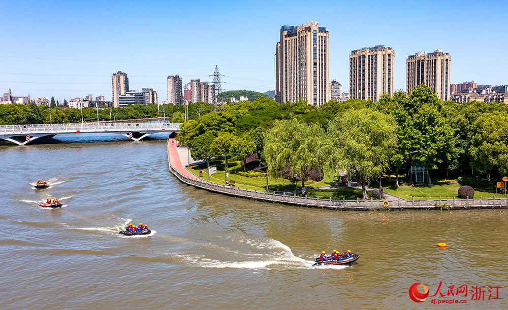 浙江余姚:"练"在日常 备战汛期
