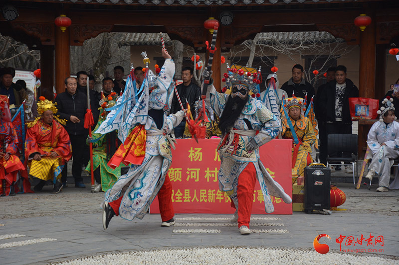 新春走基层|两当：传统“社火”耍出幸福年味