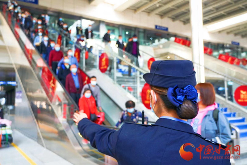 铁路12306平台推出旅客误购限时免费退票服务