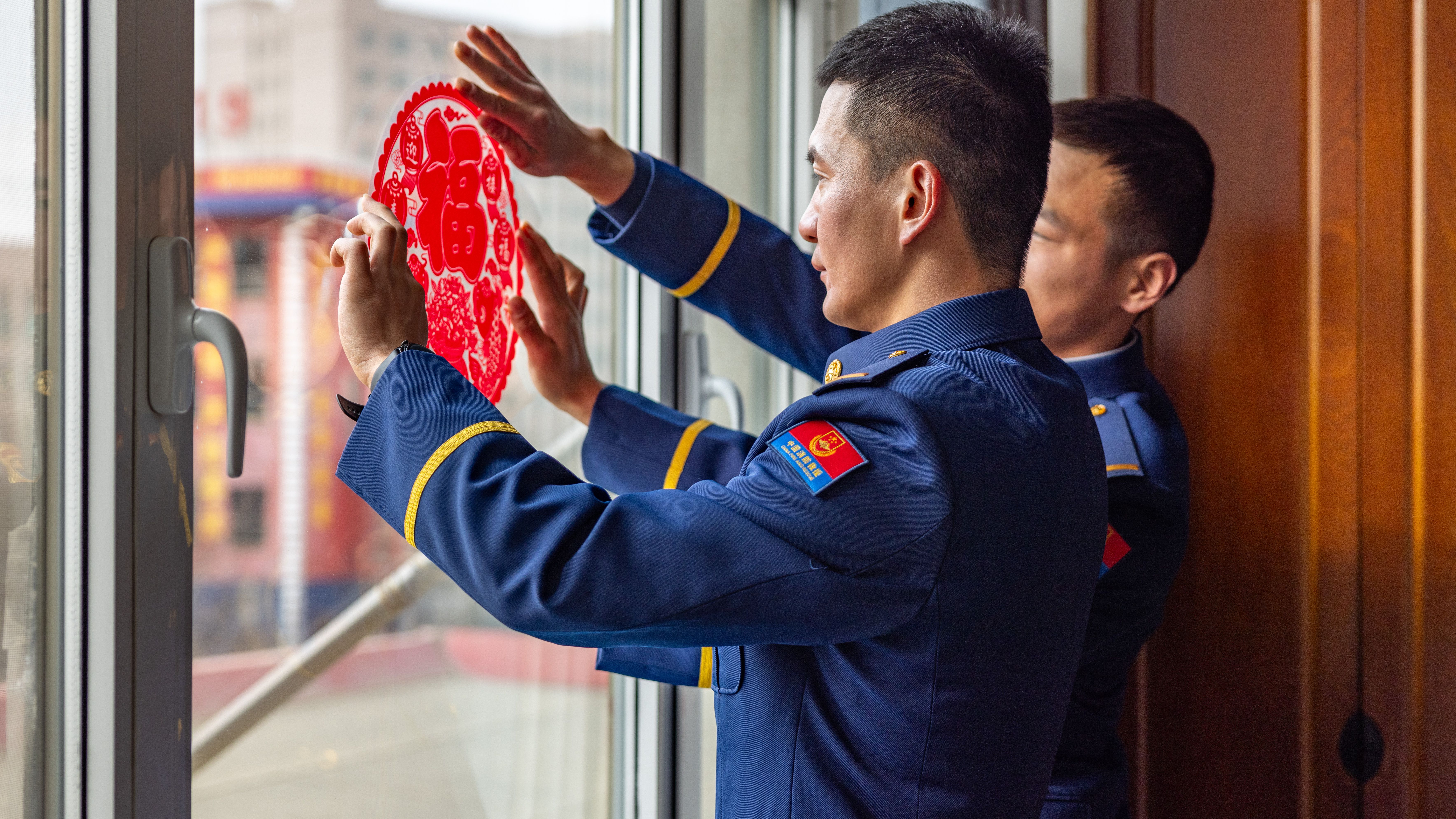 蓝焰二十载 守岁映初心——记“消防老兵”的第22个春节岗