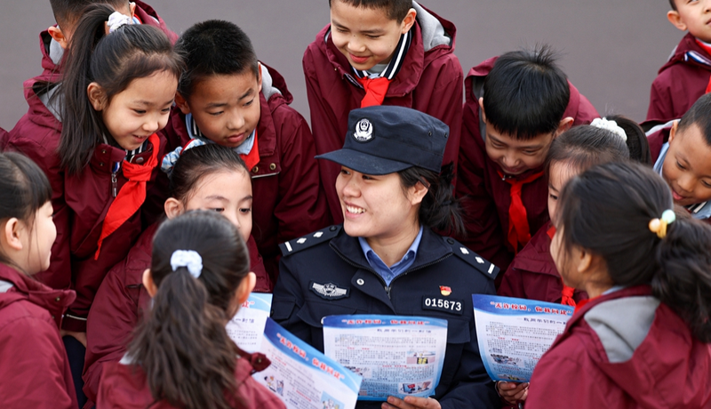 陇拍客丨兰州：多彩“开学第一课”点亮新学期