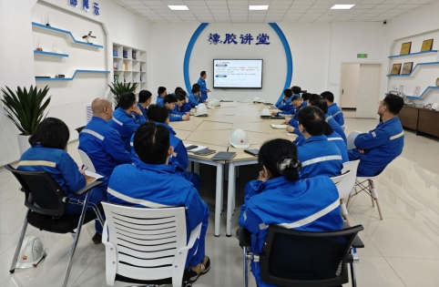 兰州石化：一堂课激活一座人才“富矿”