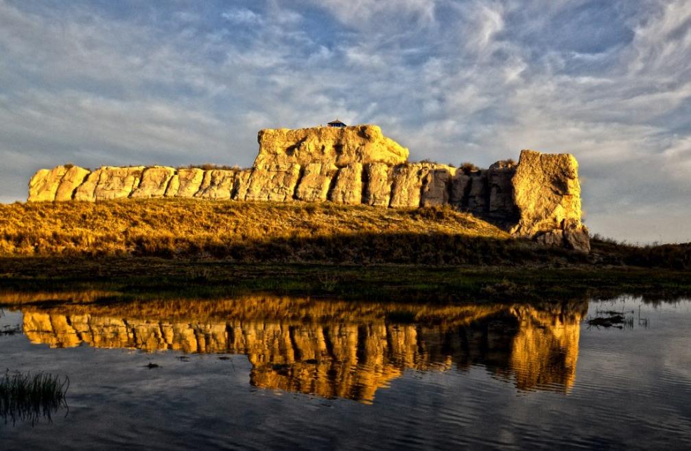 烽火照丝路 诗韵满瓜州