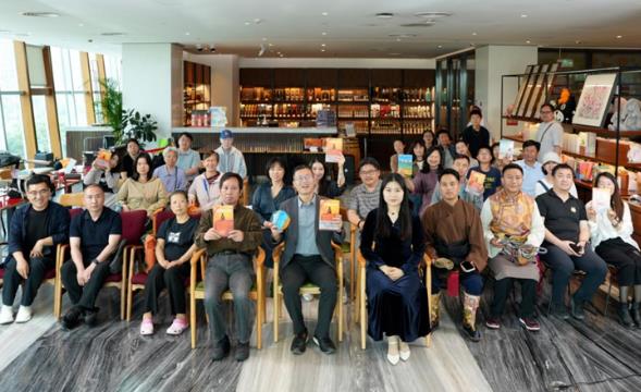 《我的名字叫太阳》新书发布会举行