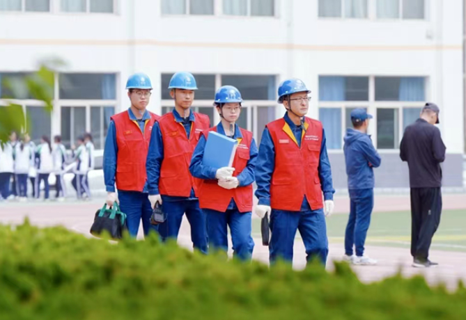 兰州城关供电青年的“双向奔赴”：铸电网匠心守护一城光亮