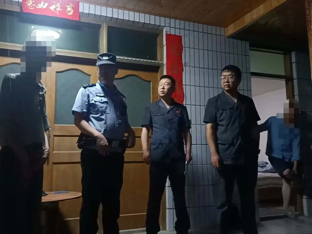 陇南文县法院：雨夜“执”剑护民生 雷霆出击显法威