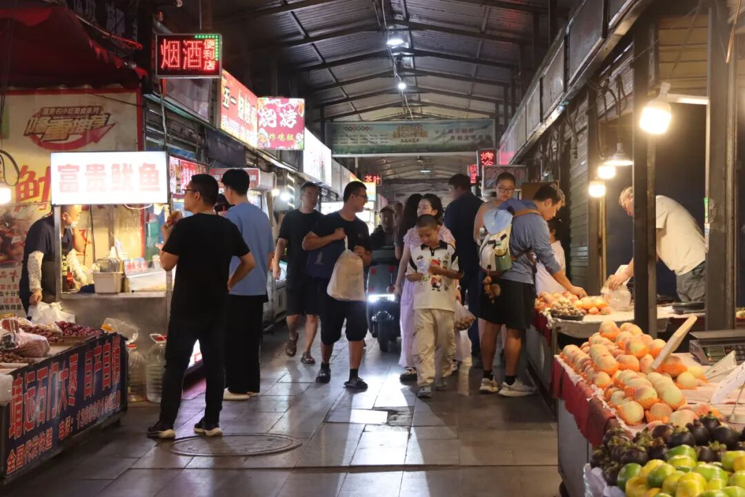 五一街市场。白银区融媒体中心供图