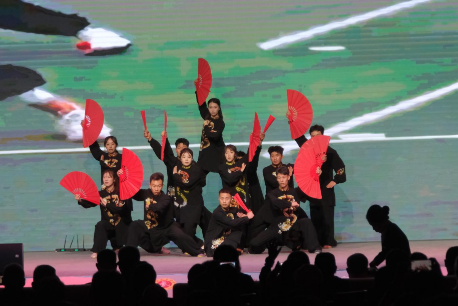 首届中国·敦煌国际武术公开赛在敦煌开幕