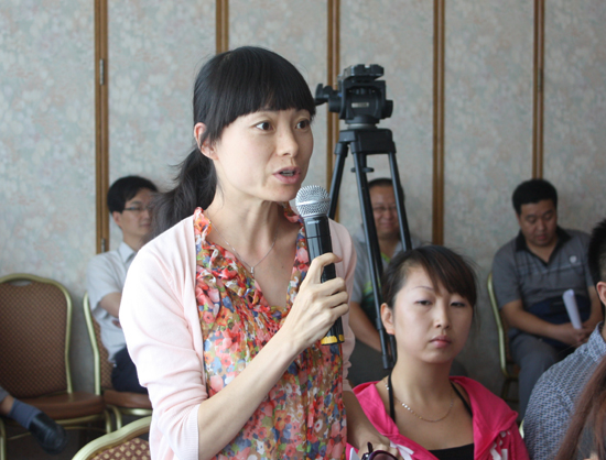 省广电总台都市频道记者提问